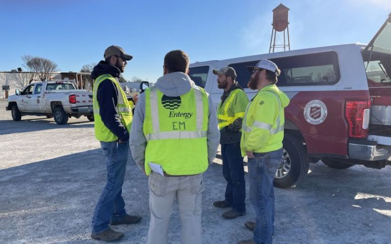 Salvation Army Provides Meals to Allow Power Workers to Stay on the Lines in Arkansas