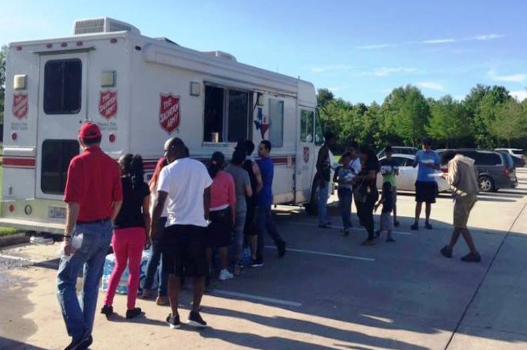 Salvation Army Teams Work Together in Houston Relief Effort