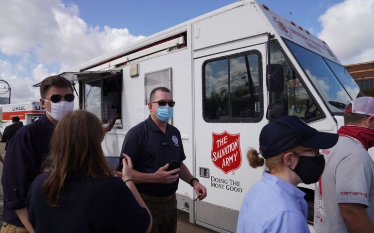 FEMA Administrator Visits as The Salvation Army Serves 12,000 Meals in SE Texas 